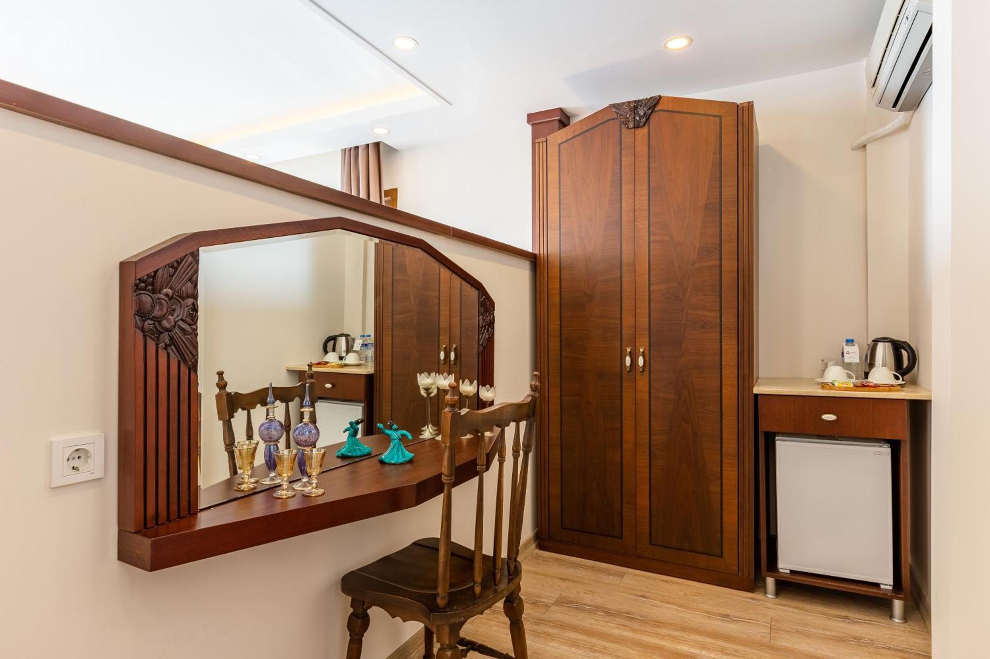 Menar Hotel&Suites -Old City Sultanahmet Istanbul Bilik gambar