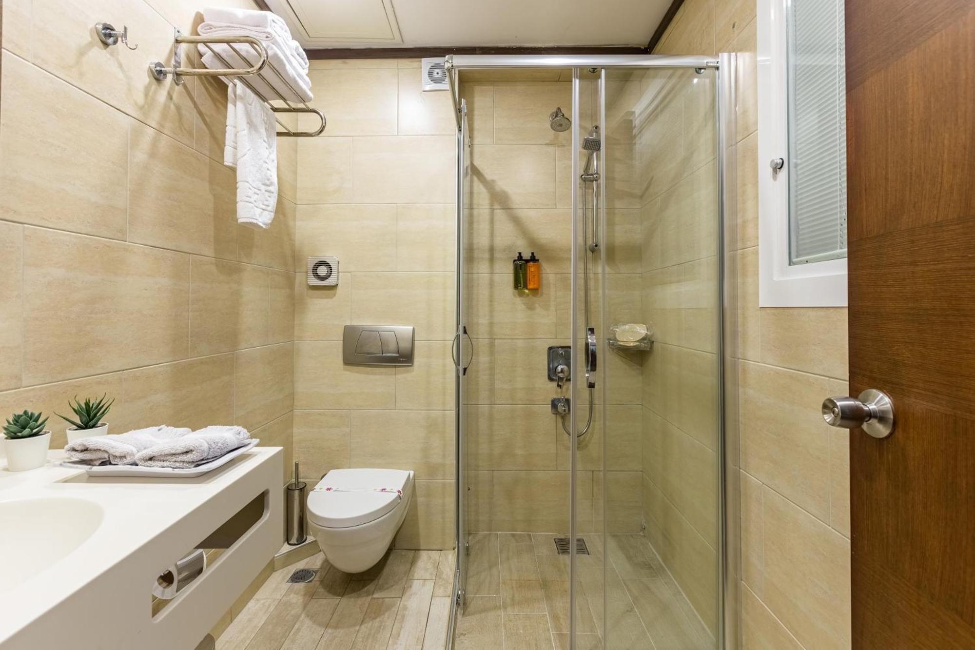 Menar Hotel&Suites -Old City Sultanahmet Istanbul Bilik gambar