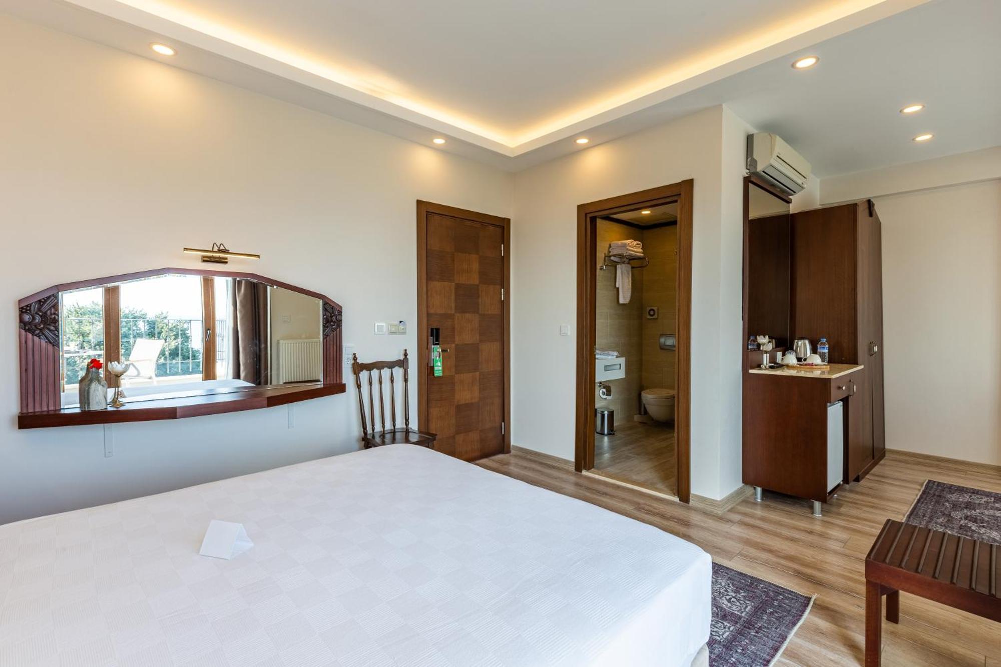 Menar Hotel&Suites -Old City Sultanahmet Istanbul Bilik gambar